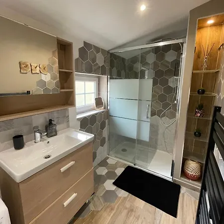 La Casa 2 2 Salles De Bain 2 Wc Jardin Hébergement de vacances Compiègne