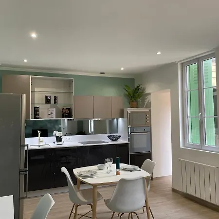 La Casa 2 2 Salles De Bain 2 Wc Jardin Hébergement de vacances *